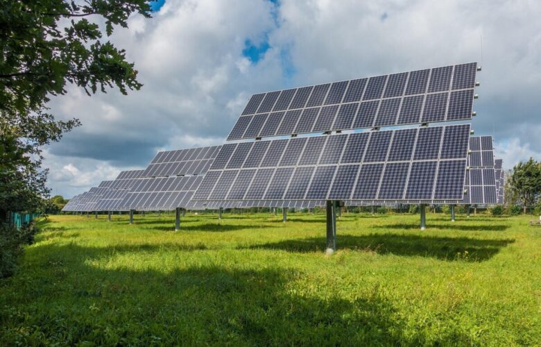 Energia rinnovabile e acqua potabile: la Spagna rivoluziona la dissalazione con il fotovoltaico